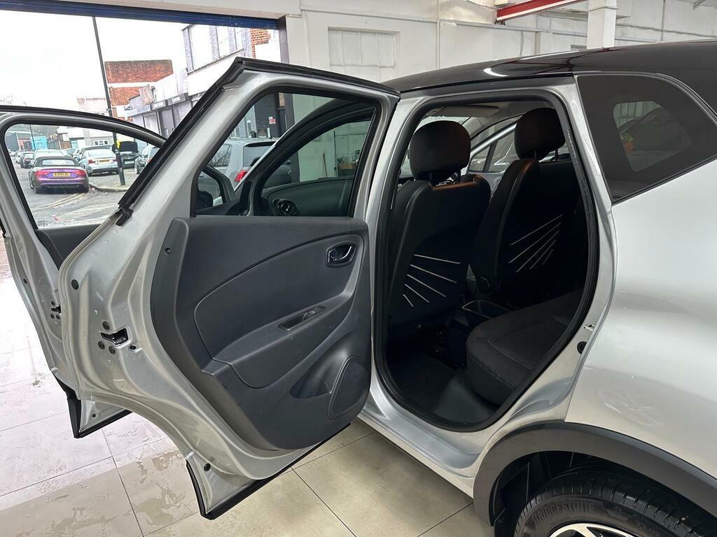 Renault Captur Dynamique Nav Dci Black #35