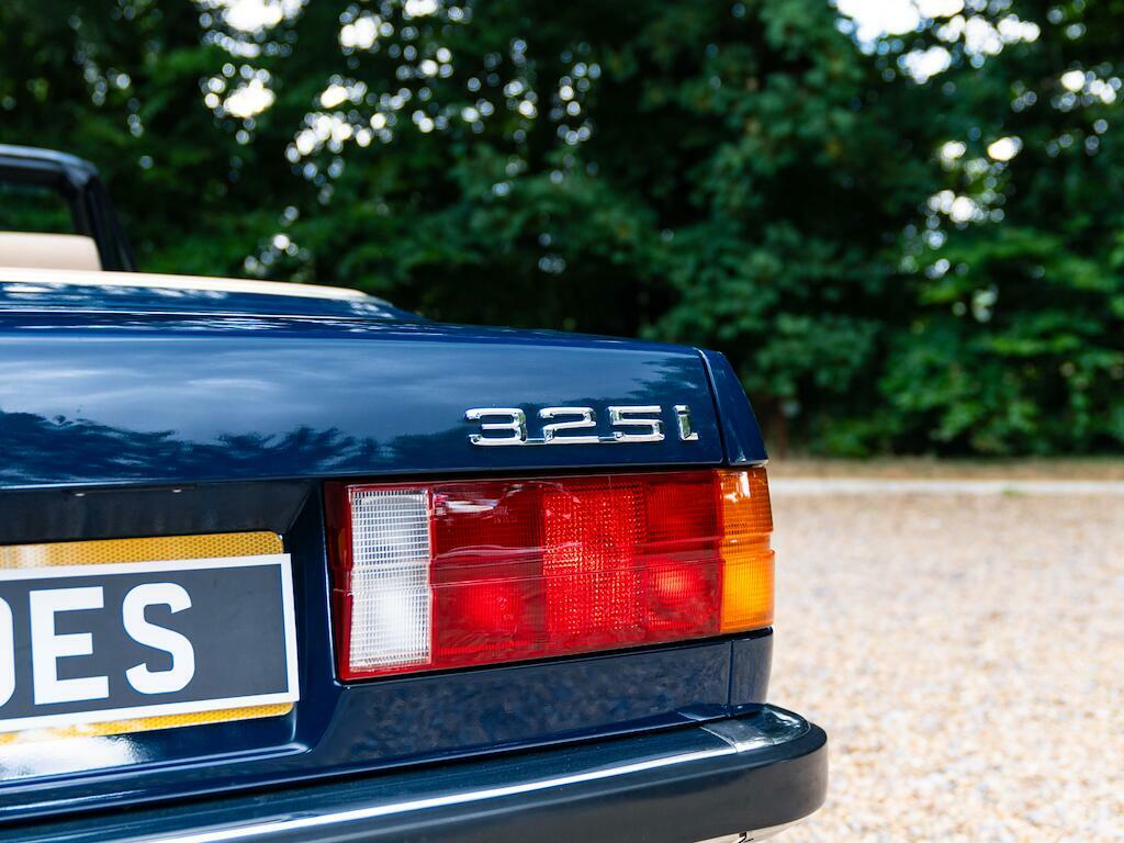 BMW 3 Series 320I E30 Blue #12