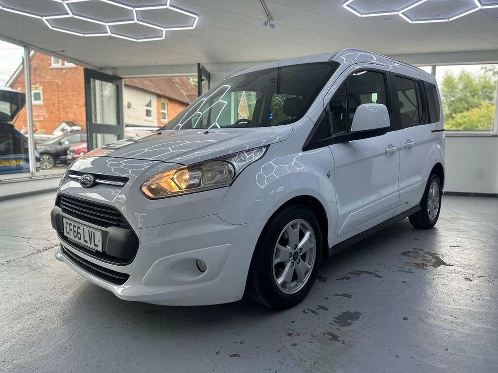 Ford Tourneo Connect Mpv 1.5 Tdci Titanium Powershift Euro 6 Ss White