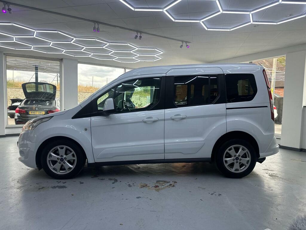 Ford Tourneo Connect Mpv 1.5 Tdci Titanium Powershift Euro 6 Ss White #5