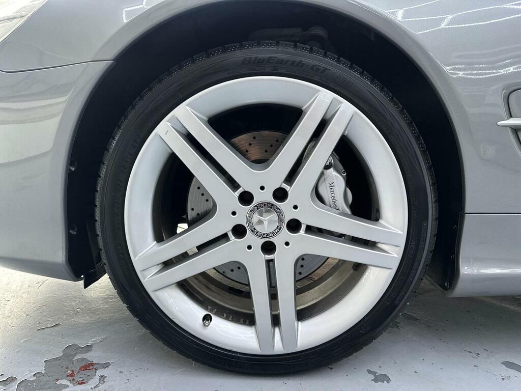 Mercedes-Benz SL Class Base White #19