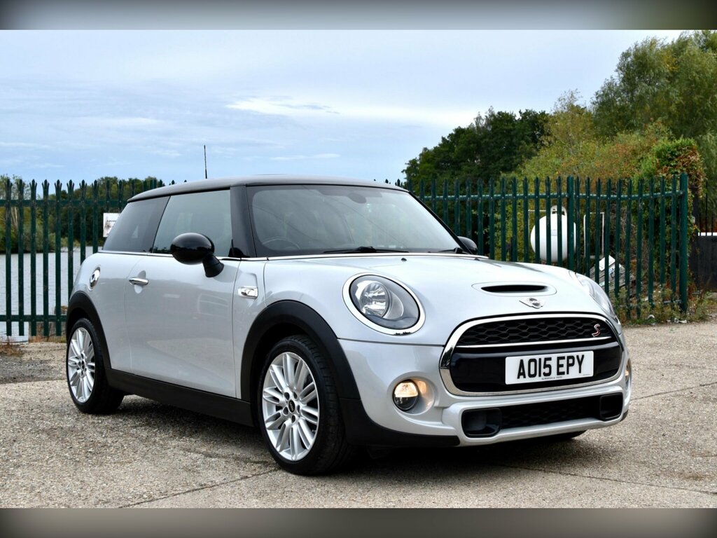 Mini Hatch 1.2 One White #11