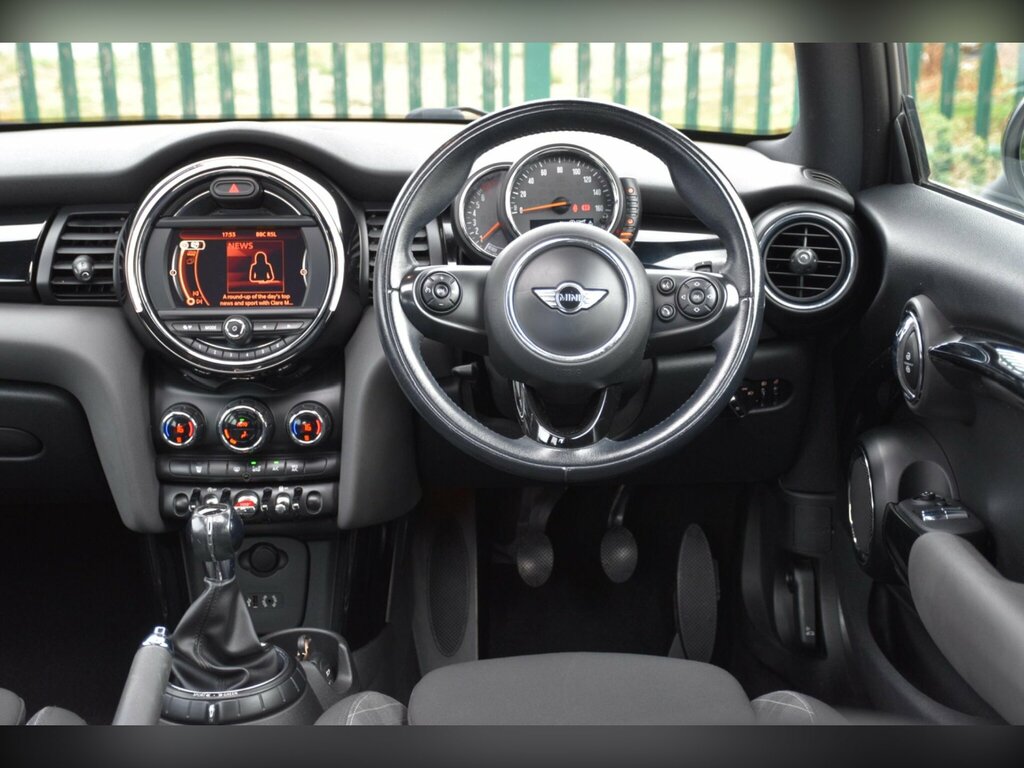 Mini Hatch 1.2 One White #40