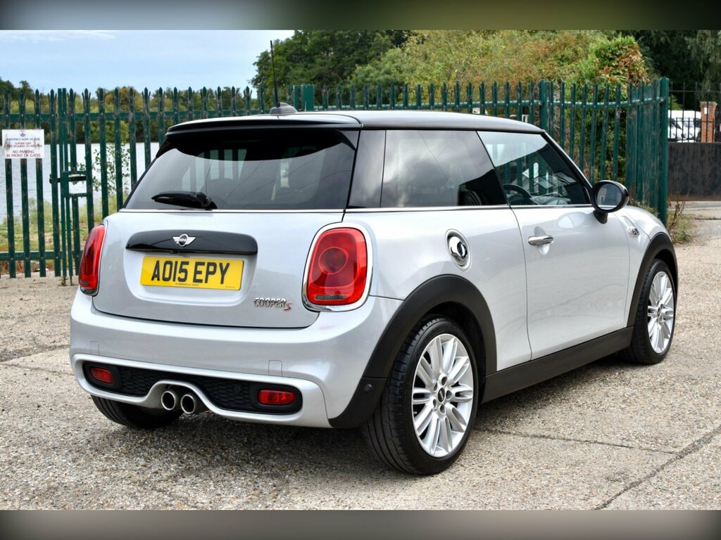Mini Hatch 1.2 One White #29