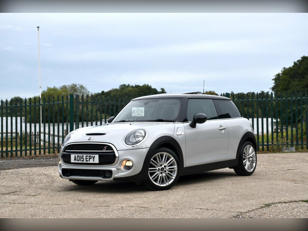 Mini Hatch 1.2 One White #20