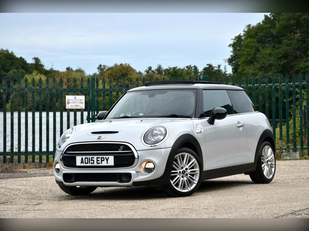 Mini Hatch 1.2 One White #18