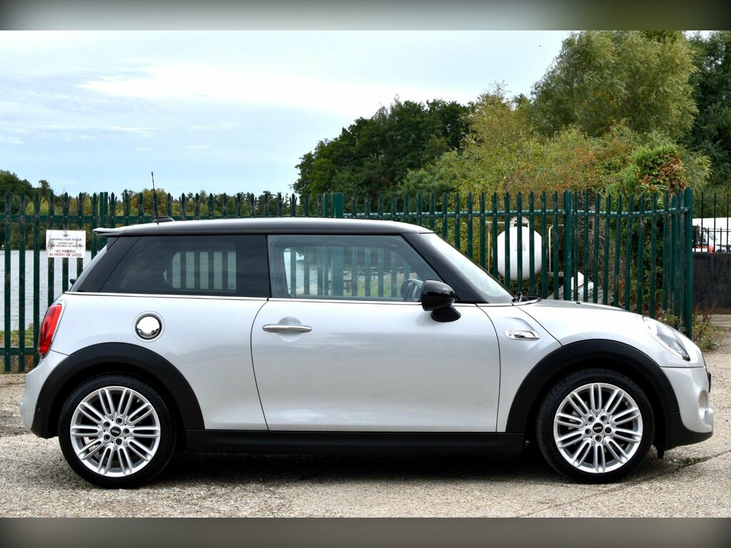 Mini Hatch 1.2 One White #27