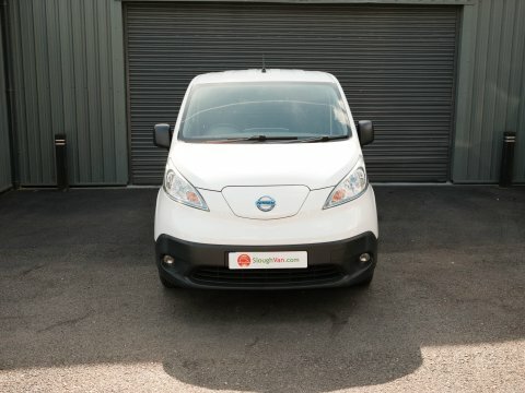Nissan e-NV200 Panel Van Black #4