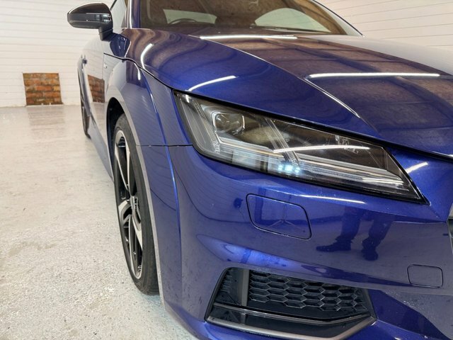 Audi TT 2.0 Tfsi Black Edition Coupe S Tronic Q Blue #3