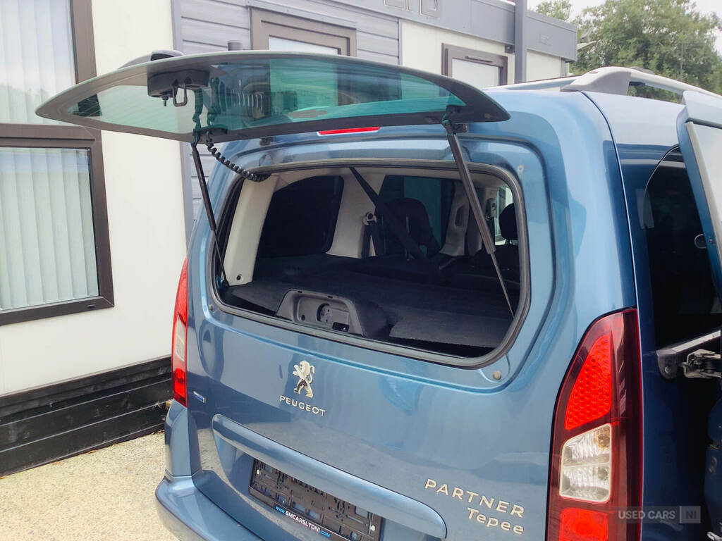 Peugeot Partner Tepee Active Grey #9