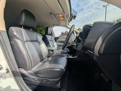 Mitsubishi Outlander 2.0 Outlander Exceed KC21RPX White #2