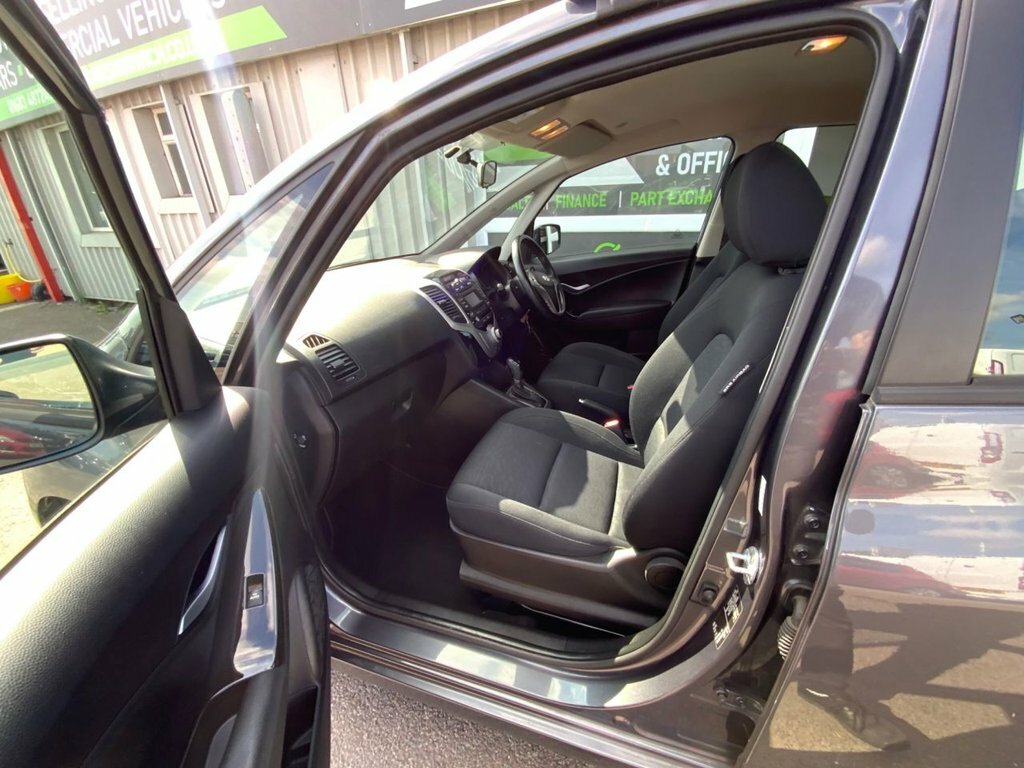 Hyundai Ix20 1.6L Se Grey #3