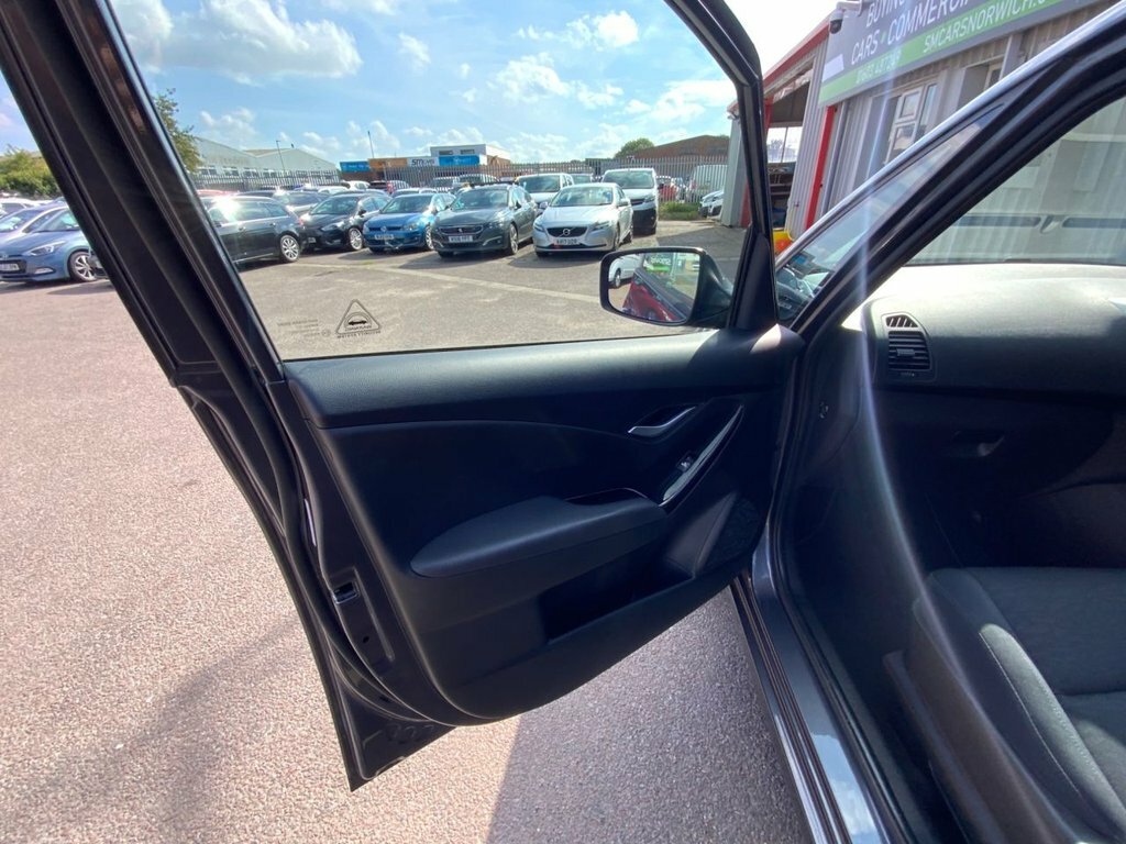 Hyundai Ix20 1.6L Se Grey #4
