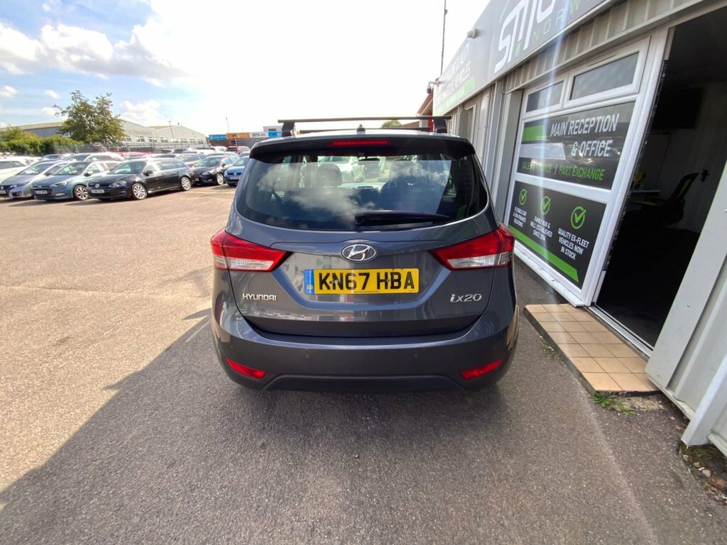 Hyundai Ix20 1.6L Se Grey #2