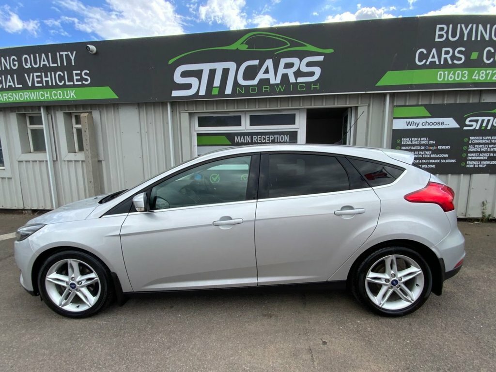 Ford Focus 1L Zetec AF66YZP Silver #2