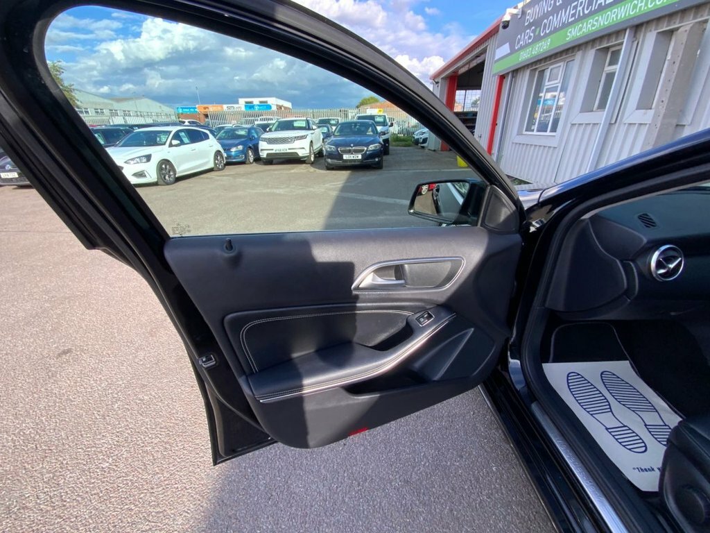 Mercedes-Benz A Class 1.5L Se Black #5
