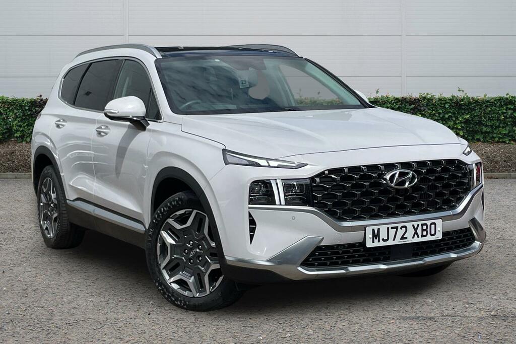 Hyundai Santa Fe Hyundai Santa Fe Estate 1.6 Tgdi Hybrid Ultimate 5 White