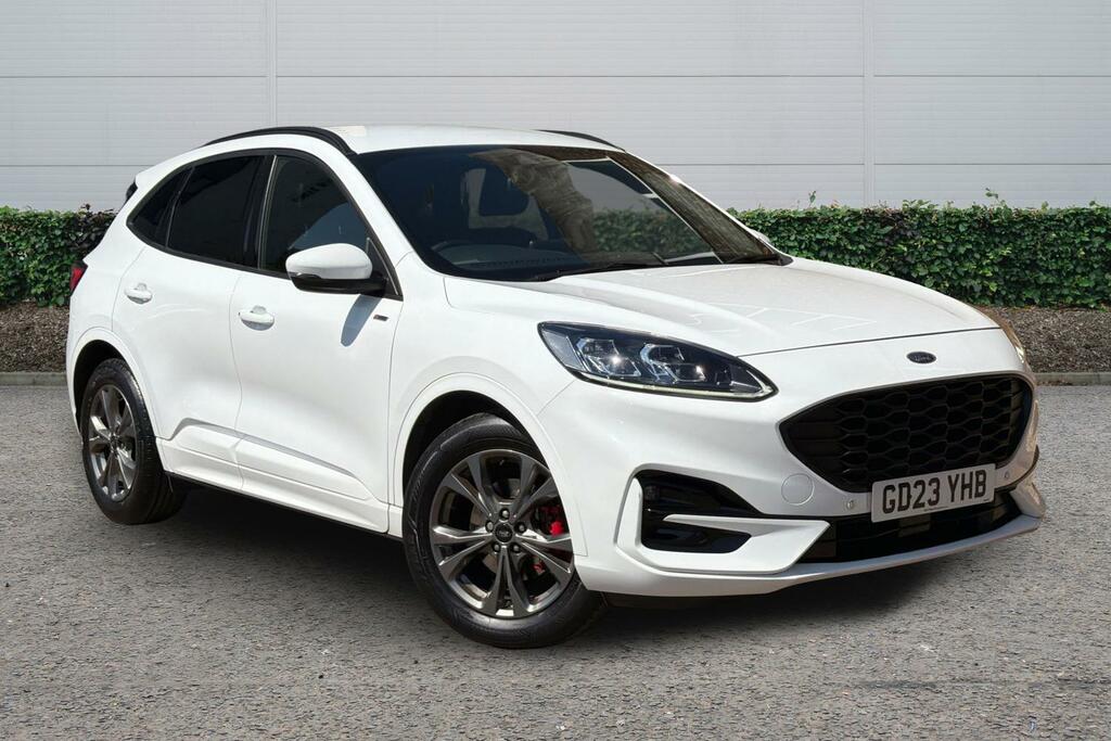Ford Kuga Ford Kuga Estate 1.5 Ecoboost 150 St-line Edition White