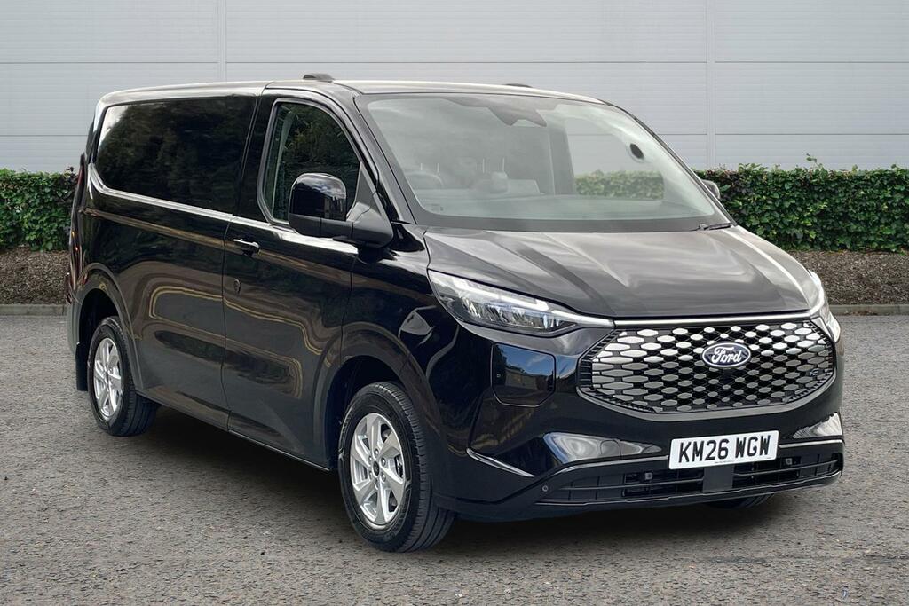 Ford Transit Custom Ford E-transit Custom 320 L1 E 100Kw 71Kwh H1 Van KM26WGW Black