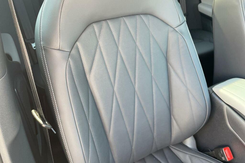 Ford Explorer Style Grey #20