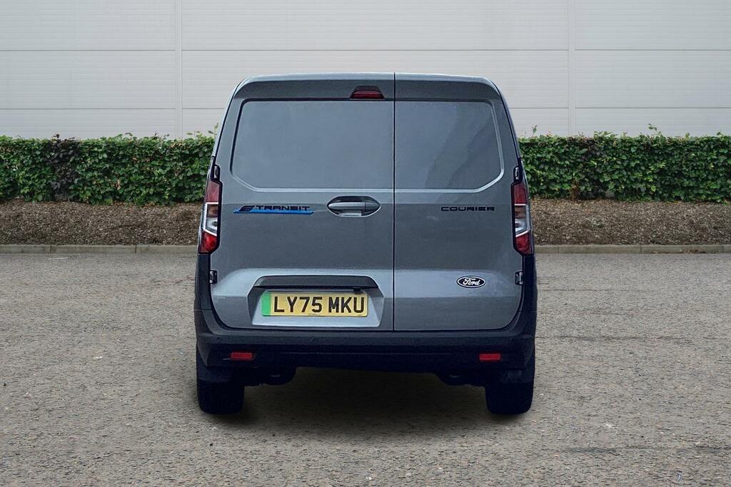 BMW M5 Ford E-transit Courier 100Kw 43Kwh Limited Van Aut Silver #5