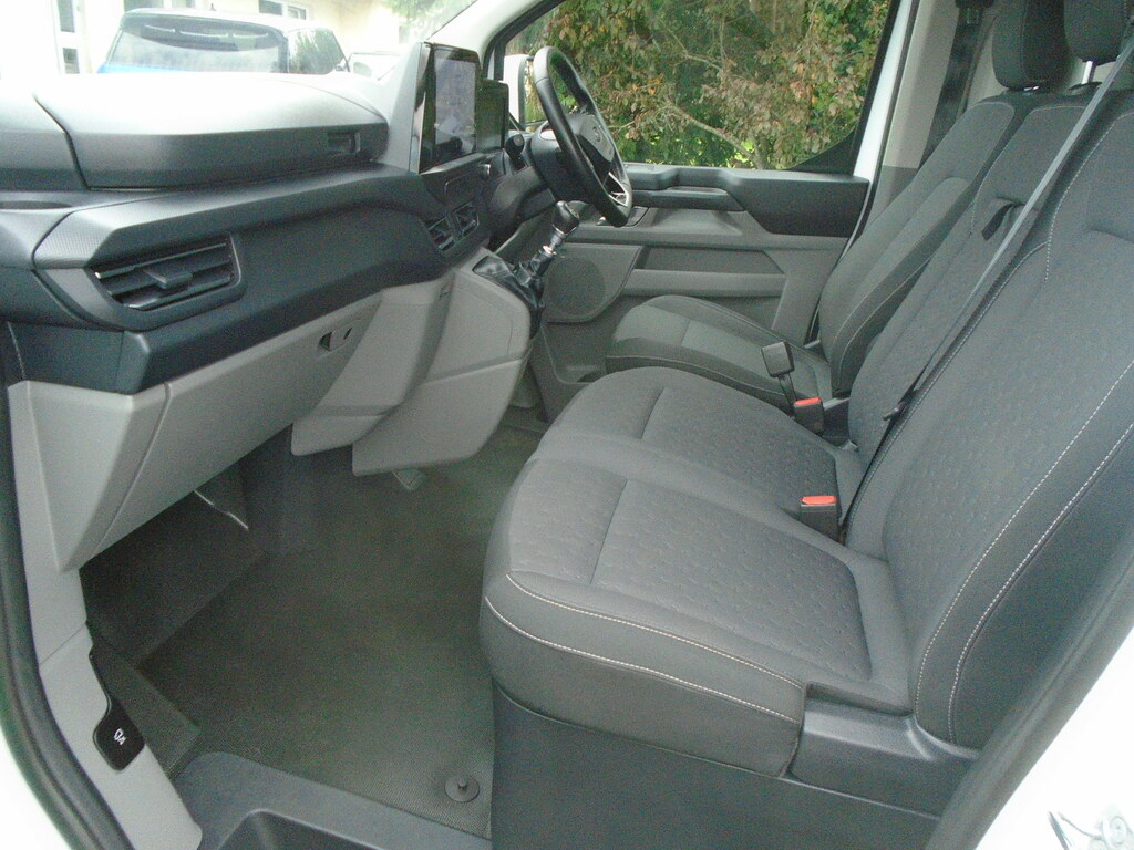 Ford Transit Custom Lwb Limited 136Hp. LE74EBX #3