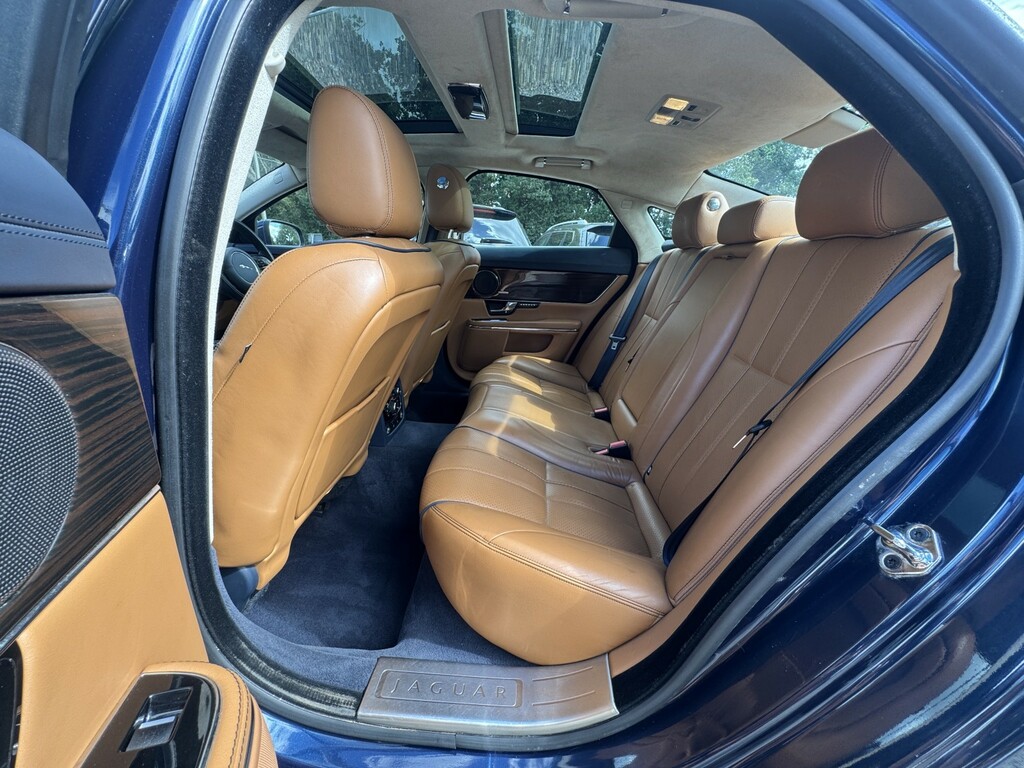Jaguar XJ D Blue #11