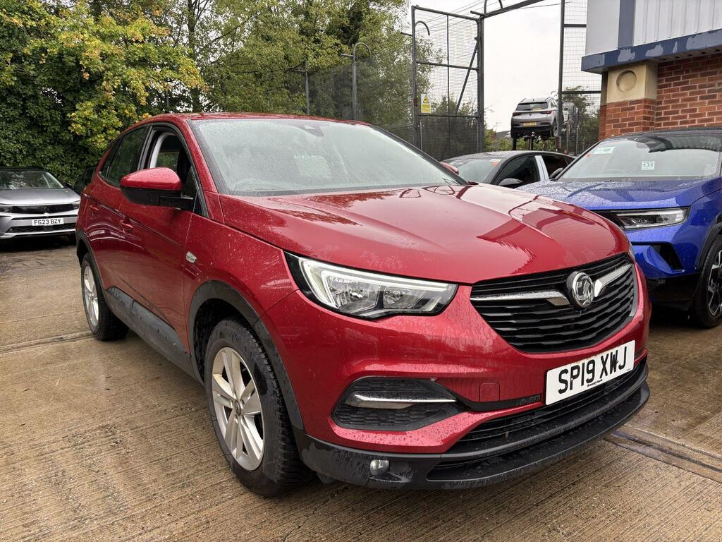 Vauxhall Grandland X 1.2 Turbo Se Euro 6 Ss Red