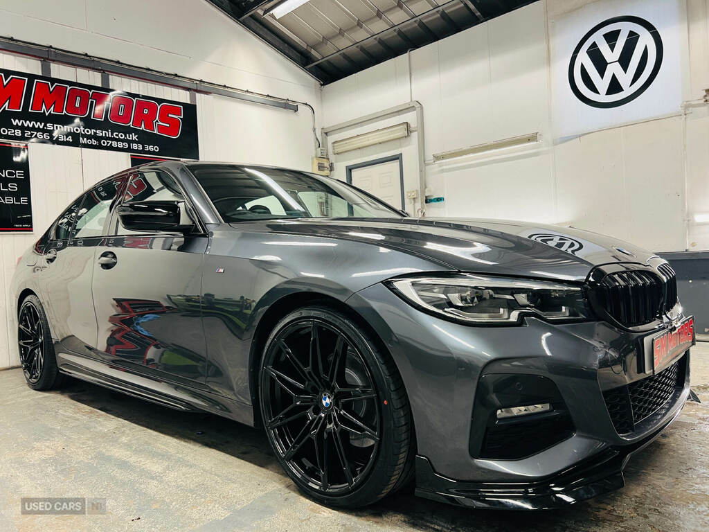 BMW 3 Series 318D M Sport Grey #3
