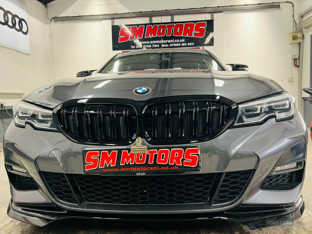 BMW 3 Series 318D M Sport Grey #2