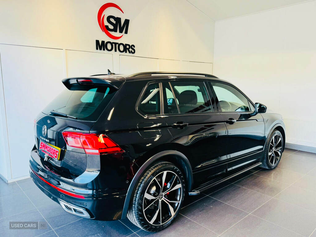 Volkswagen Tiguan 2.0 Tdi R-line Dsg Black #6