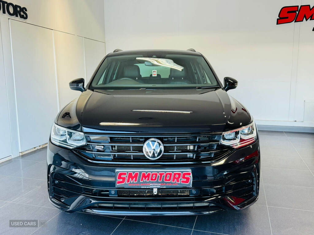 Volkswagen Tiguan 2.0 Tdi R-line Dsg Black #3
