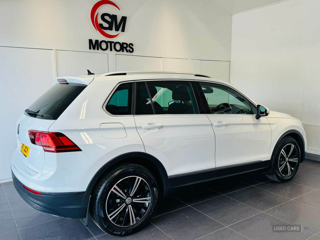 Volkswagen Tiguan 2.0 Tdi 150 Se Nav Dsg White #3