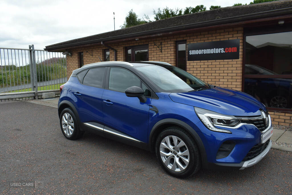 Renault Captur 1.3 Tce 130 Iconic HV20SZC Black #2