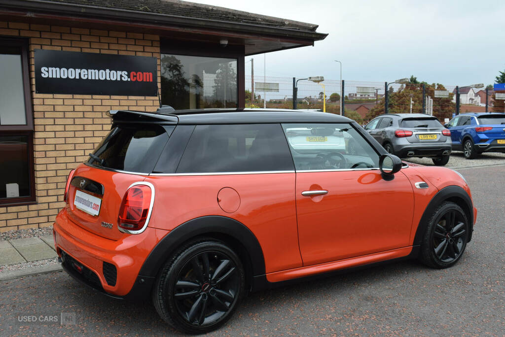 Mini Hatch 1.5 Cooper Sport II XUI1148 Orange #5
