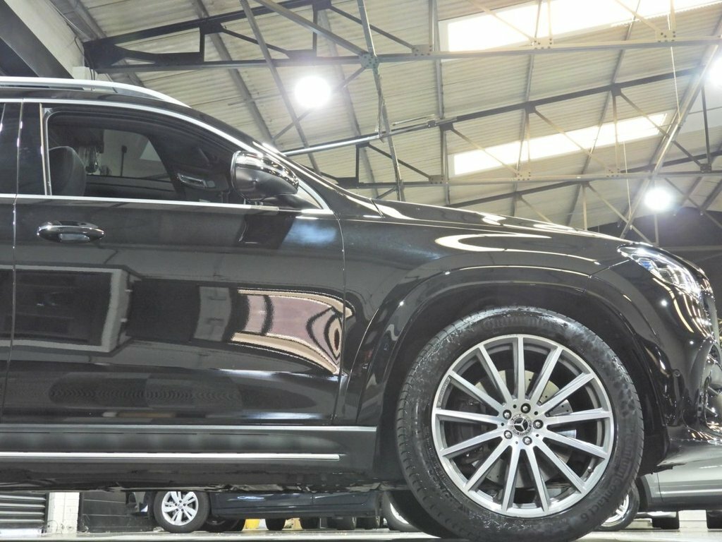 Mercedes-Benz GLS Class 3L Amg Line Black #2