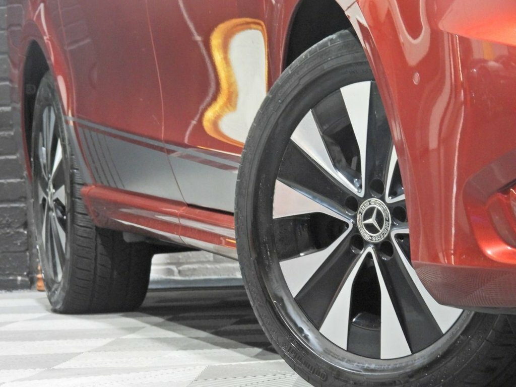 Mercedes-Benz Vito 2L Sport Red #5