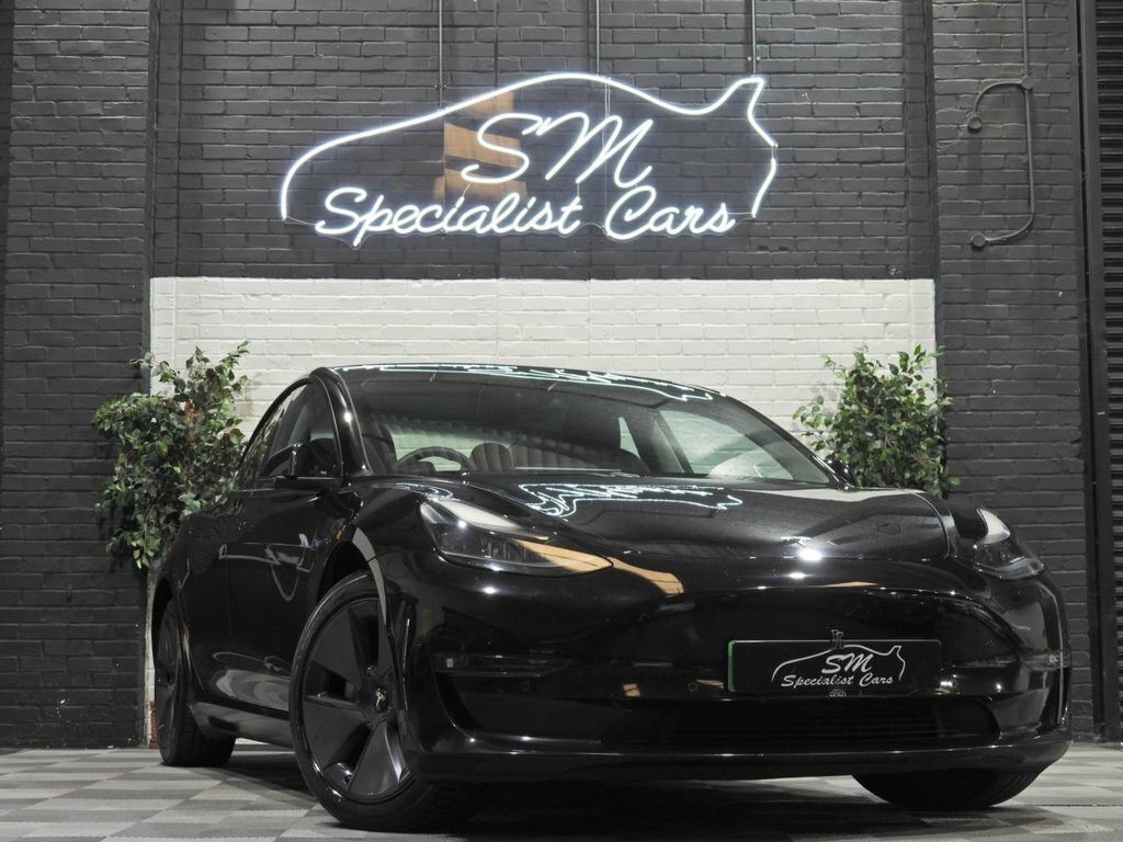 Tesla Model 3 Saloon Black