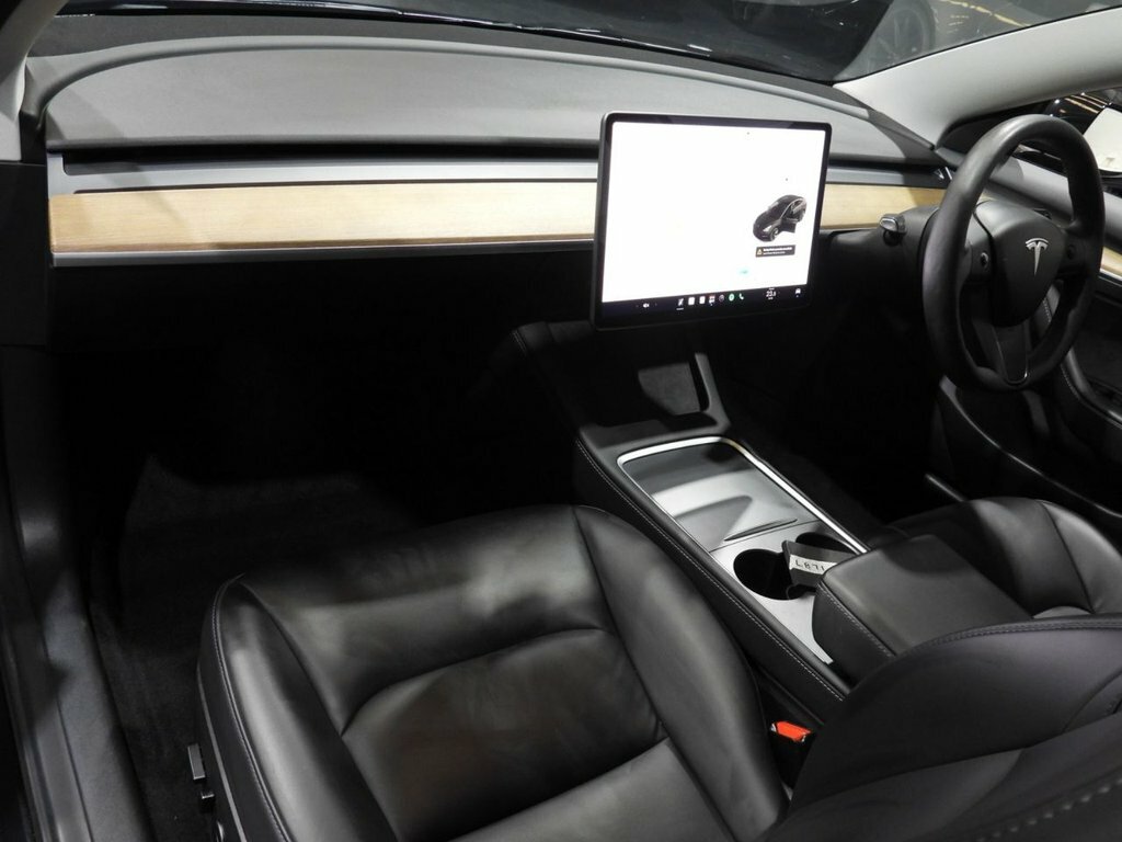 Tesla Model 3 Long Range White #11
