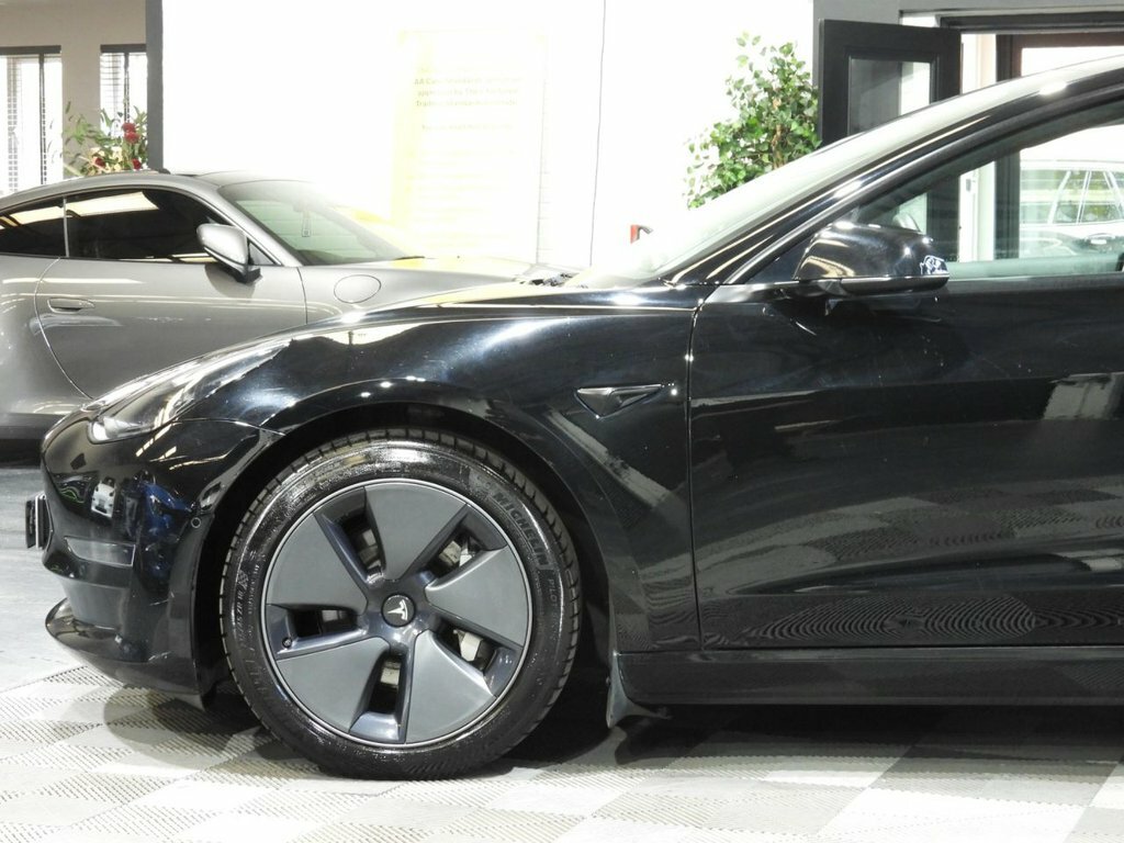 Tesla Model 3 Long Range White #9