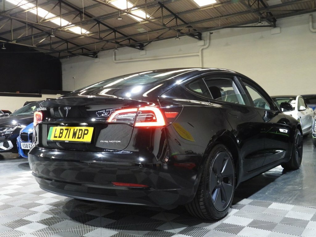 Tesla Model 3 Long Range White #23