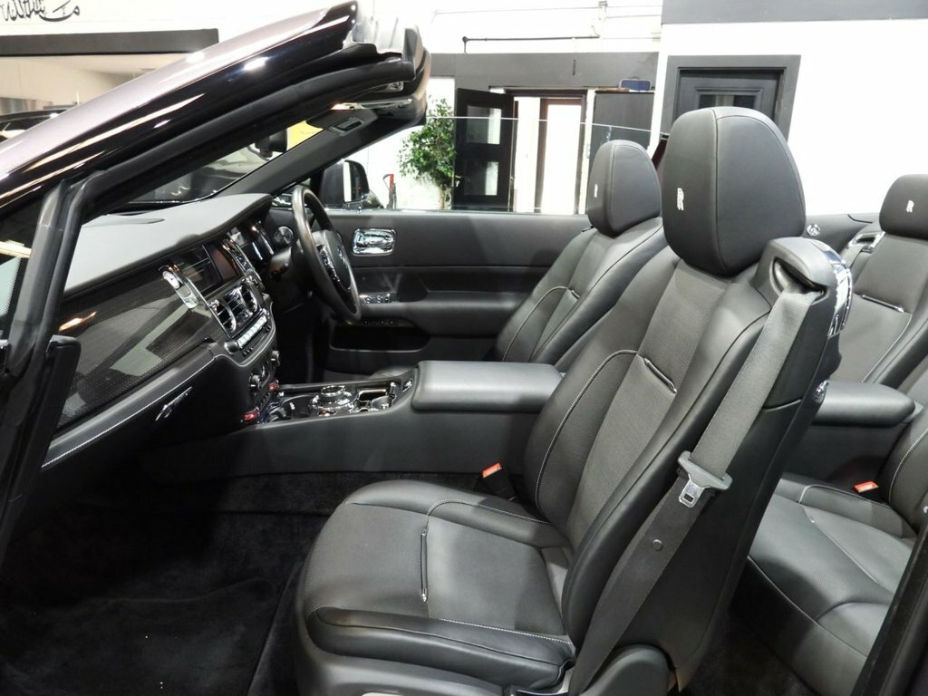 Rolls-Royce Dawn #15