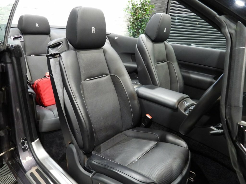 Rolls-Royce Dawn #27