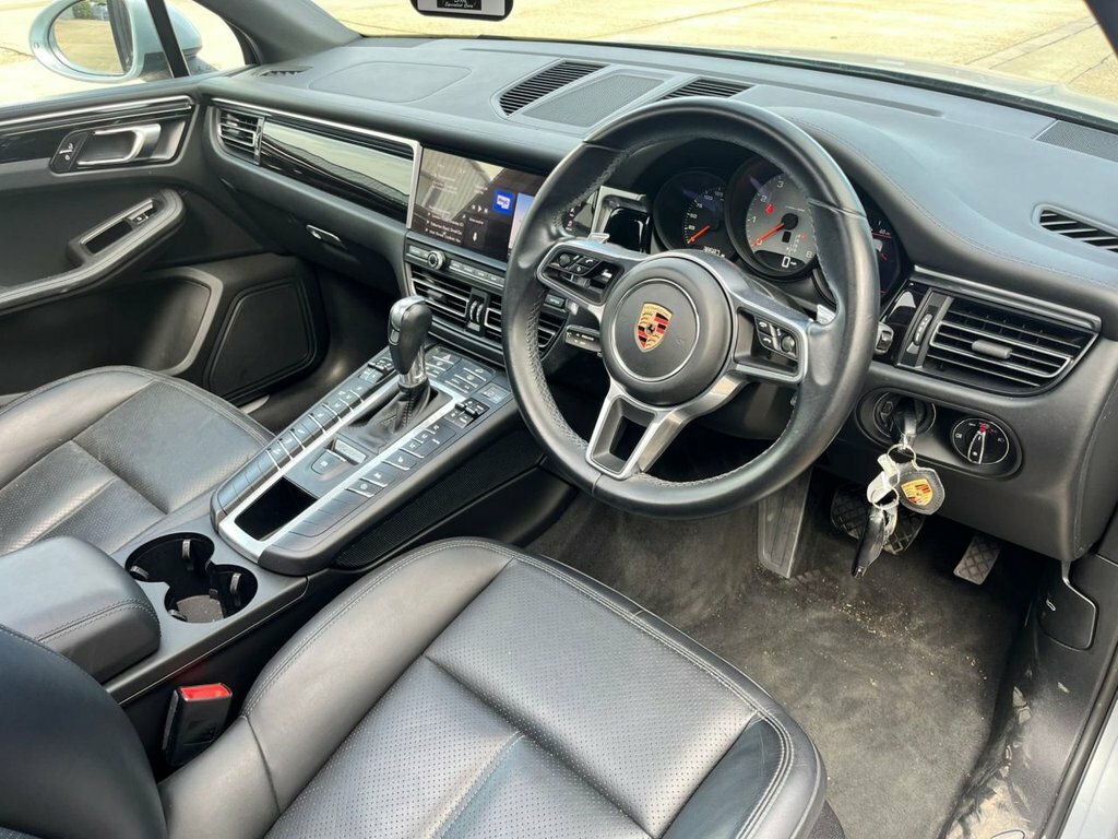 Porsche Macan 3L S Silver #3