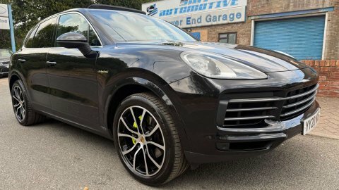Porsche Cayenne 3.0 Cayenne V6 Black