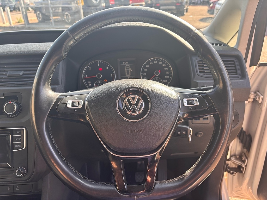 Volkswagen Caddy Tdi C20 Bluemotion Tech Startline CU19FMZ White #5