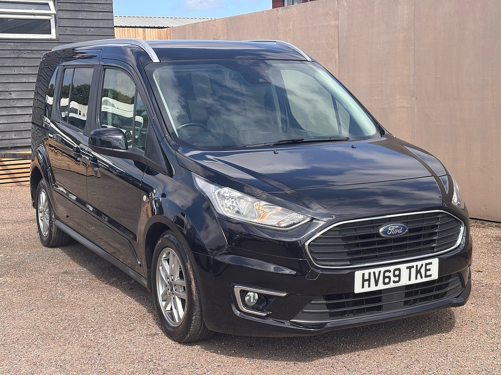 Ford Grand Tourneo Connect Ecoblue Titanium Black