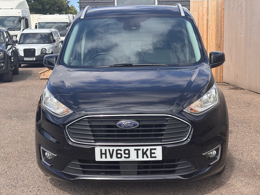 Ford Grand Tourneo Connect Ecoblue Titanium Black #2