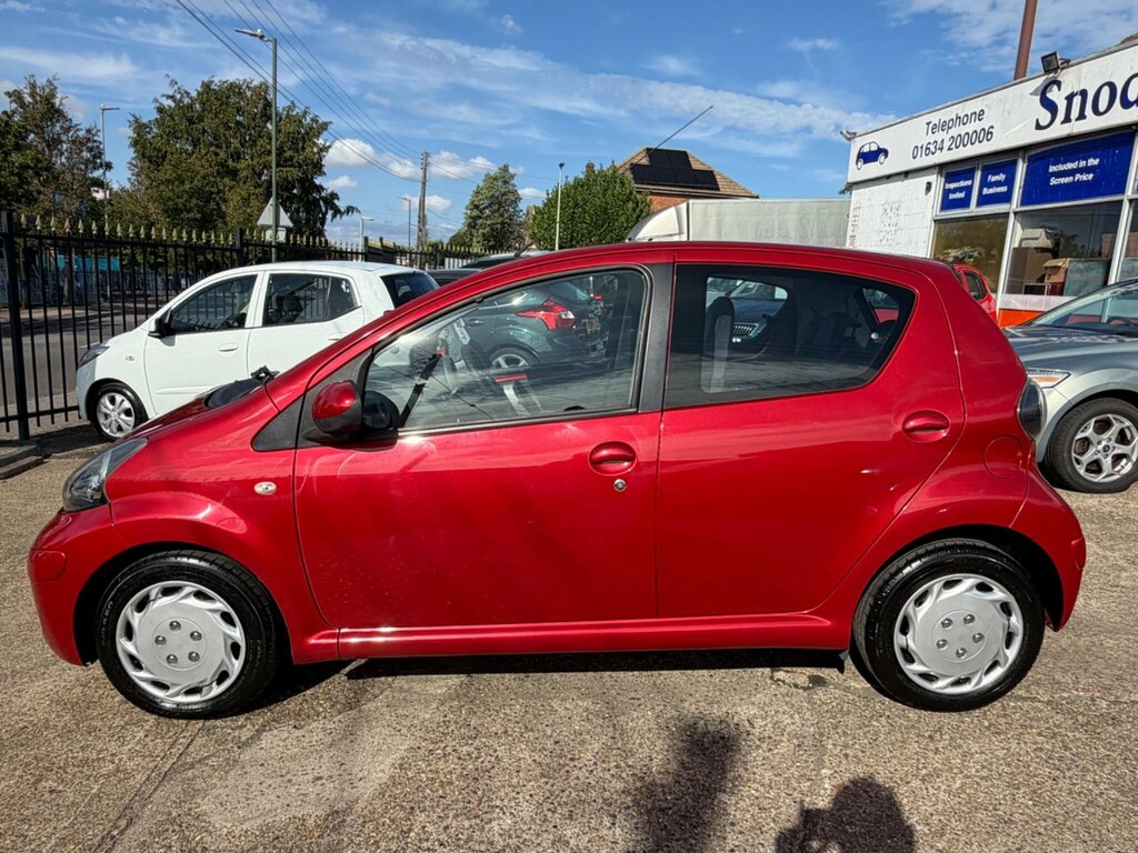 Toyota Aygo 1.0 Vvt-i Ice Multimode Euro 5 RO11WYV Red #2