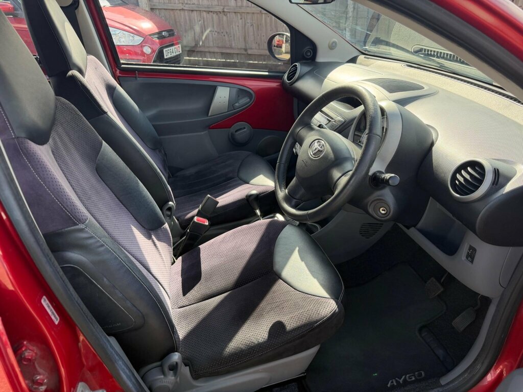 Toyota Aygo 1.0 Vvt-i Ice Multimode Euro 5 RO11WYV Red #6